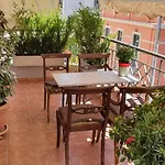 Vresthenisden Apartment