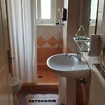 Apartment Vresthenisden *
