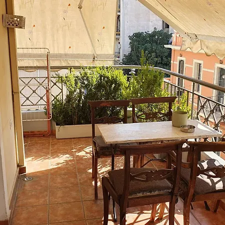 Vresthenisden شقة أثينا