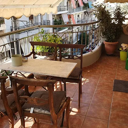 Vresthenisden شقة أثينا